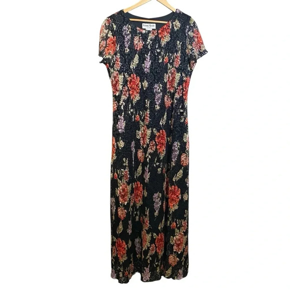 RONNIE NICOLE by Ouida Dresses & Skirts - VGT RONNIE NICOLE by Ouida Dress Maxi Black Net Overlay Fairygoth Floral Size 16